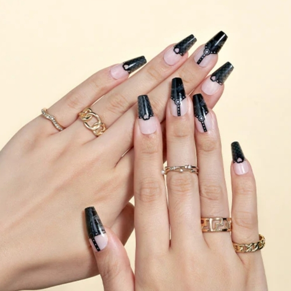 Glamermaid Press On Nails Bundle of (4) - Picture 7 of 9